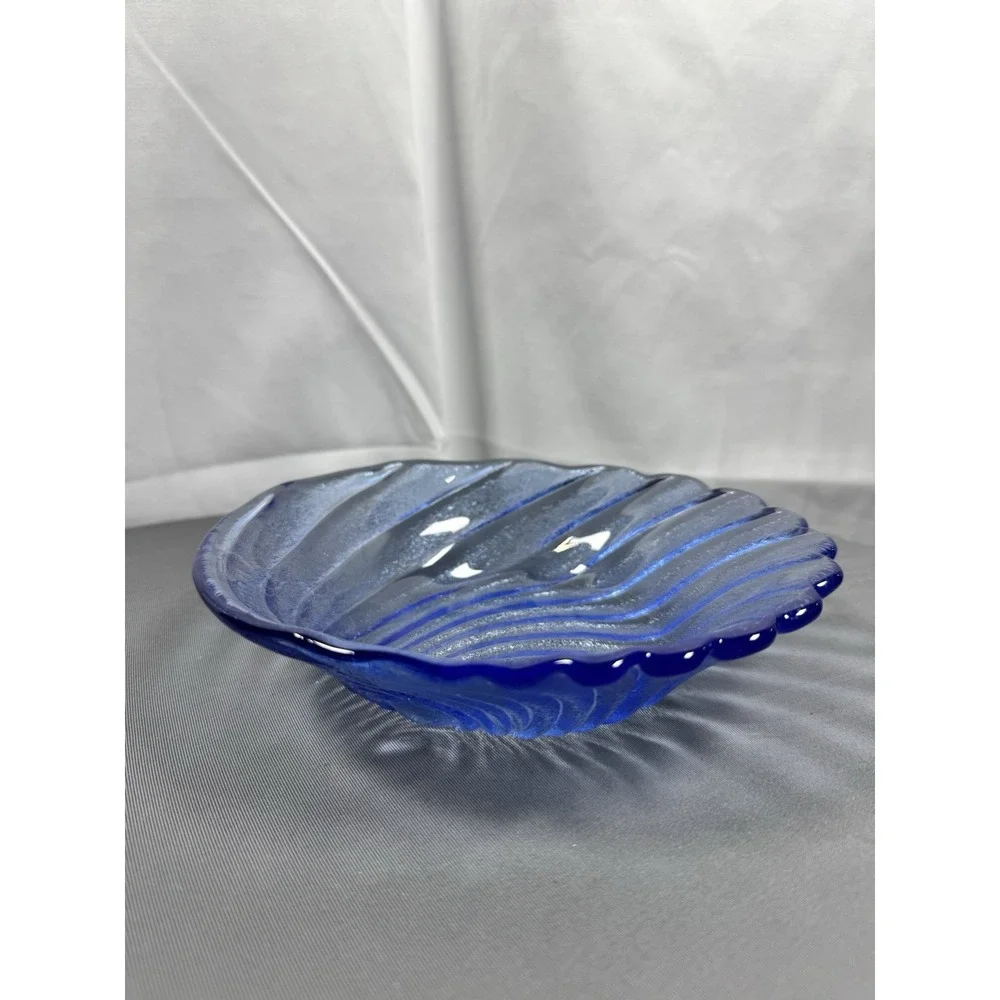 Vintage Swirl‎ Blue Serving Bowl